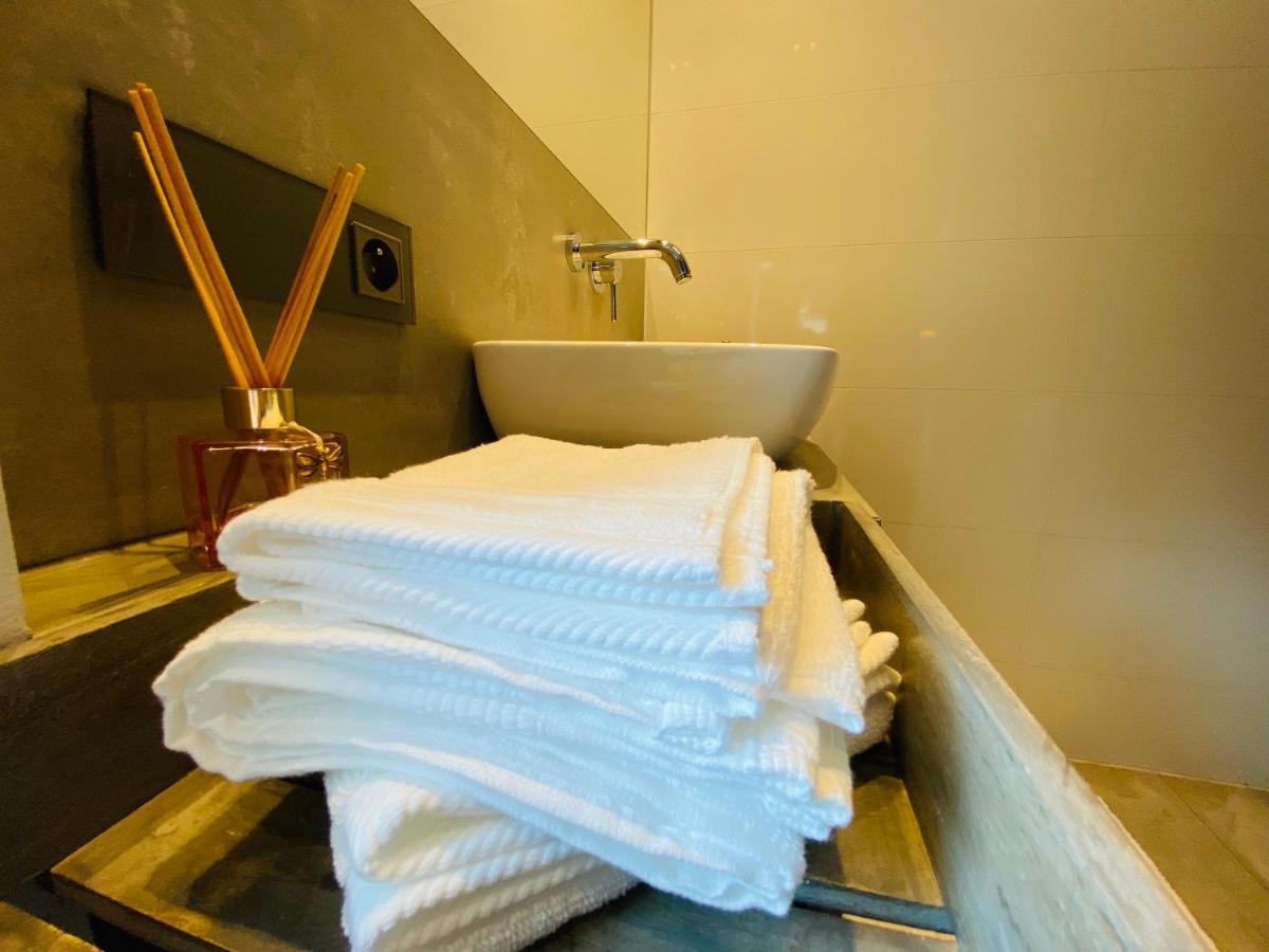 The Secretary'S Apartment In Oliva กดัญสก์ ภายนอก รูปภาพ